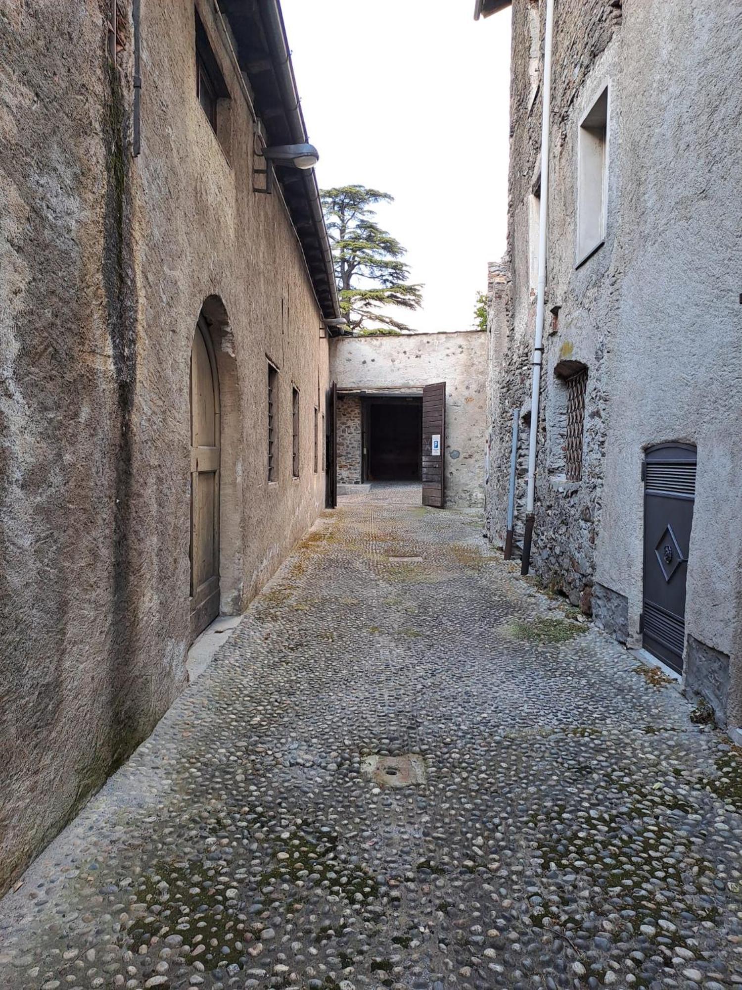 Palazzo Salis - La Dimora Del Conte Apartment Tirano Exterior photo